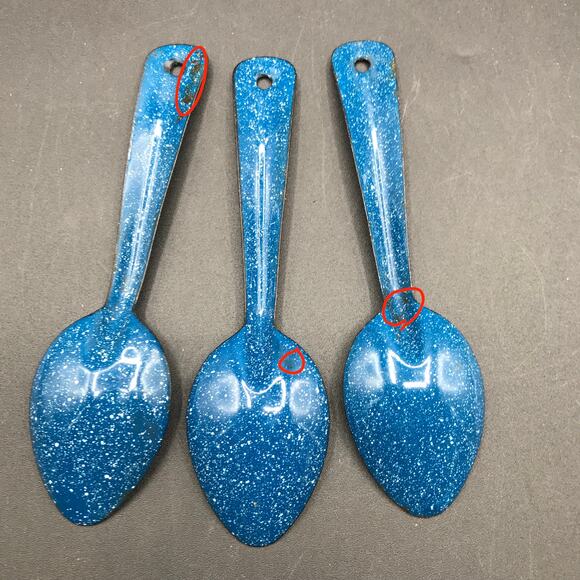 Vintage Blue Speckled Enamelware Camping Set - Pot with Lid Bowls Plates Spoons - Picture 10 of 11